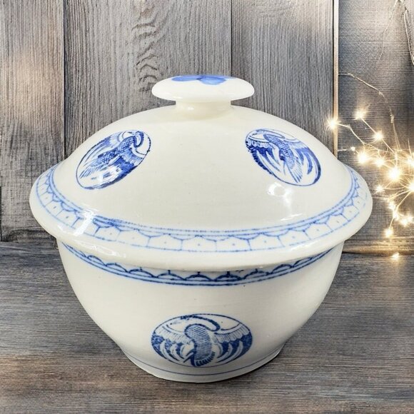 Vintage Japanese Pottery Serving Dish Bowl with Lid Crane Phoenix White Blue VTG - Picture 1 of 15